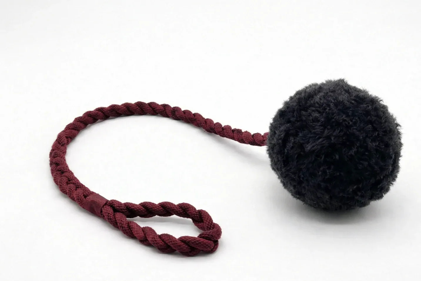 MellowConceptStore Jouet à tirer pompon en laine - Noir — photo 3