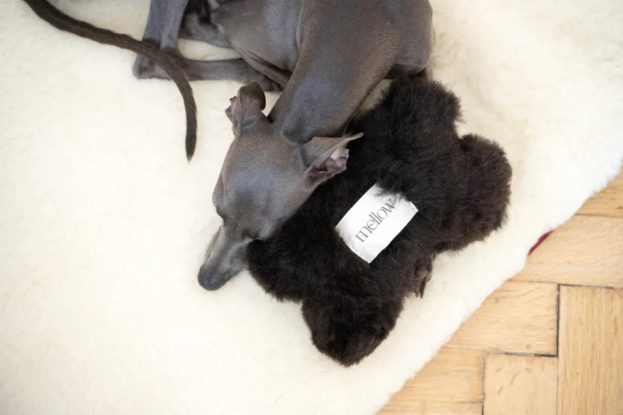 Mellow Pet Store Jouet pour chien en peau de mouton naturelle - Os - Noir — photo 4