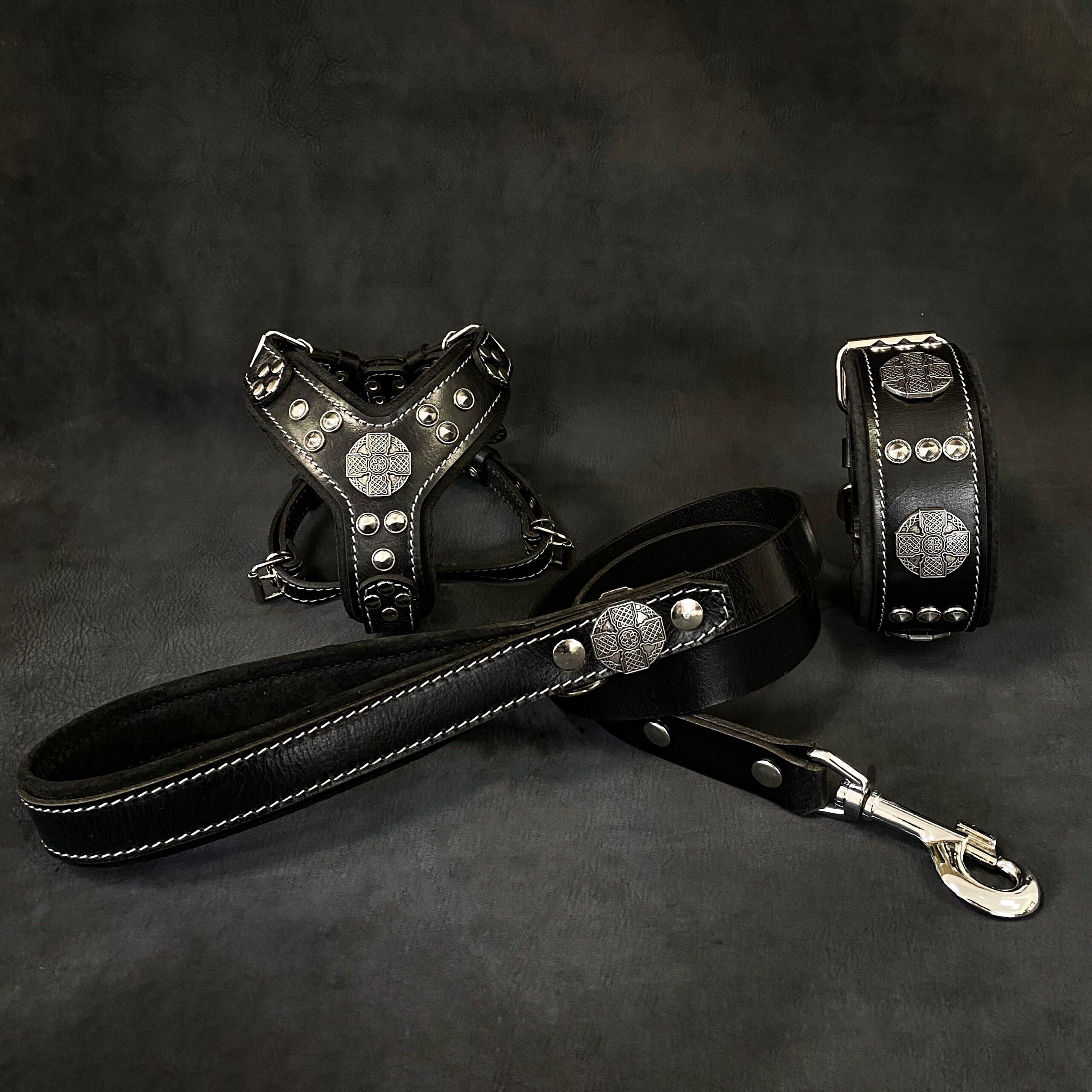 Bestia "Maximus Black&Silver" Zestaw dla małego psa - Szelki - Obroża - Smycz — photo 2